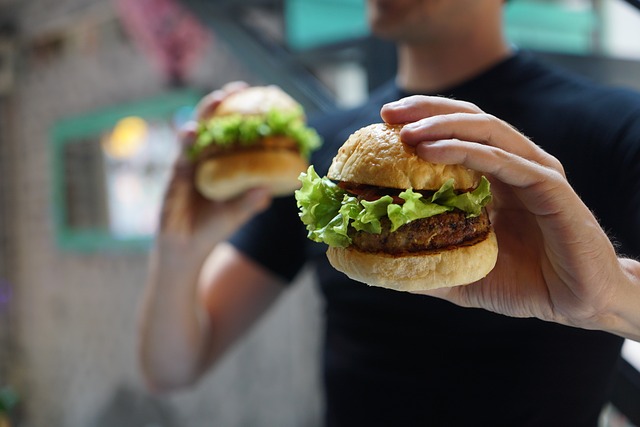 Poll reveals upselling food and beverage products aids weight-gain